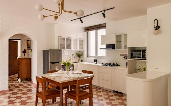 Fully equipped kitchen