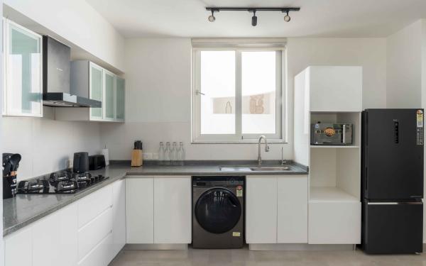 Fully equipped kitchen