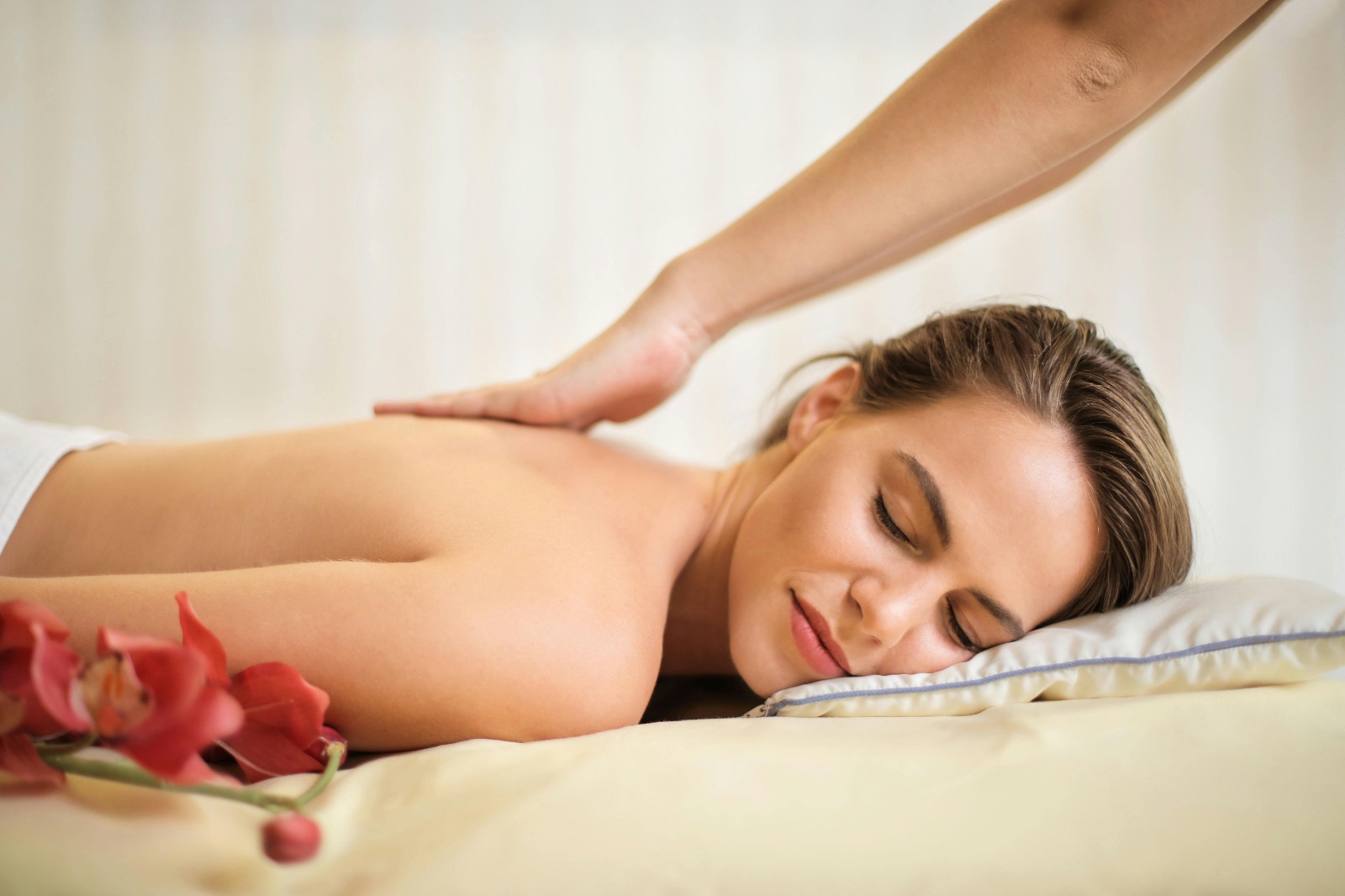 Health & Wellness Centers in Delhi: Spas, Ayurveda & Sound Healing