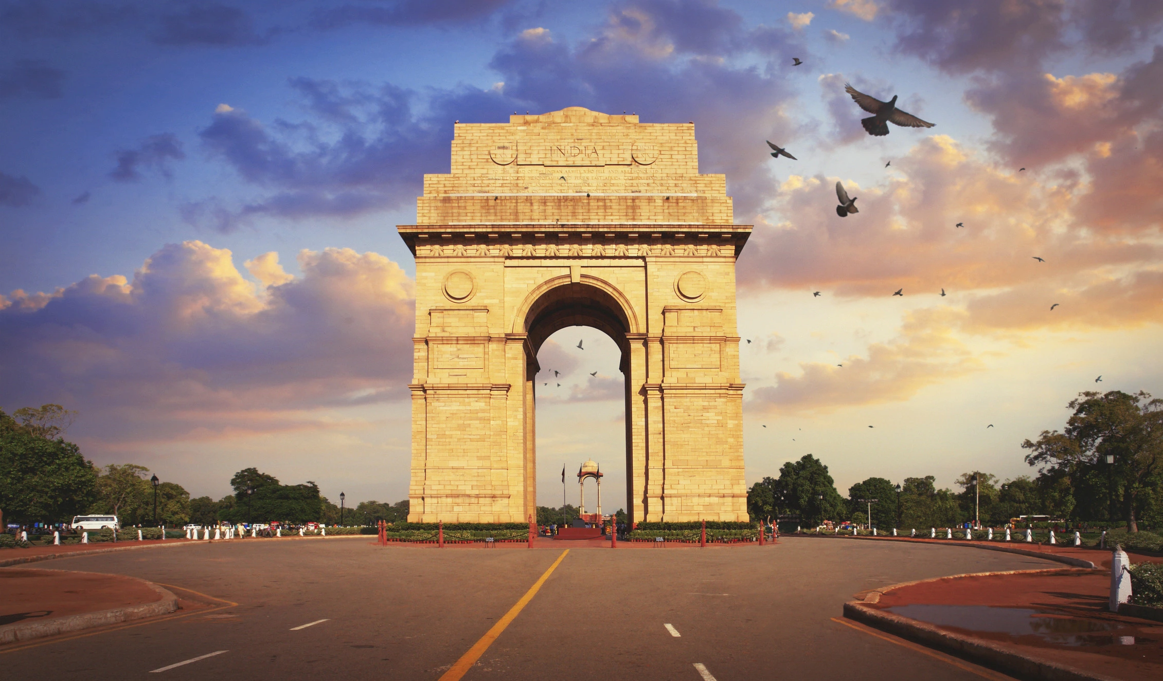 Best Time to Visit Delhi: A Month-by-Month Guide