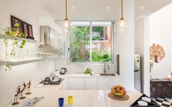 Fully equipped kitchen