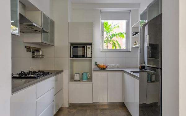 Fully equipped kitchen