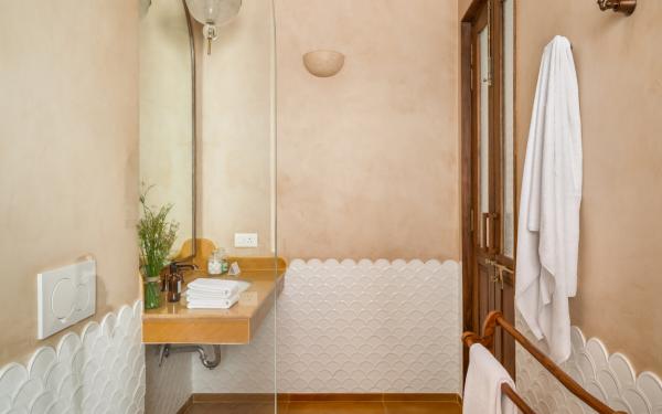 LaMorena - Villa 05 - Bathroom Interiors