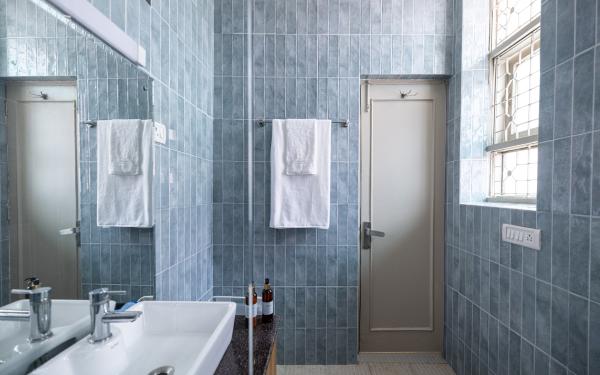 The Lotus Loft - Apartment - A - Bathroom Interiors