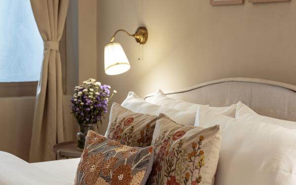 The Lotus Loft - Apartment - A - Bedroom interior
