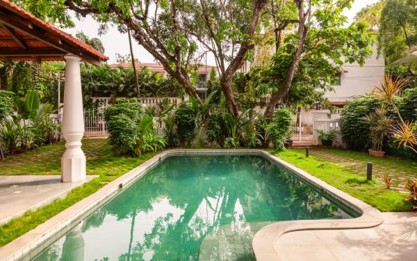 Villa Giulietta - Stand-Alone Villa - Pool View